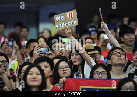 Shanghai, Volksrepublik China. 3. August 2015. Fans bei seinem Training im Shanghai-Stadion in Shanghai, China. Bildnachweis: Marcio Machado/ZUMA Draht/Alamy Live-Nachrichten Stockfoto