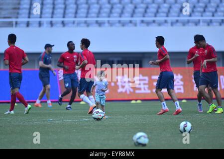 Shanghai, Volksrepublik China. 3. August 2015. Shanghai SIPG Team bei seinem Training im Shanghai-Stadion in Shanghai, China. Bildnachweis: Marcio Machado/ZUMA Draht/Alamy Live-Nachrichten Stockfoto