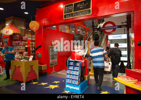 Hamleys Spielwarenladen, dem ältesten Spielwarengeschäft in der Welt, Regent Street, London, UK Stockfoto