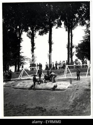 Schlachtung von Ziegen für indische Truppen [Aire, Frankreich] Fotograf H D Stockfoto