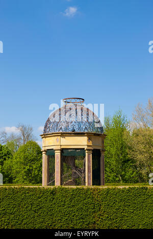 Pavillon auf der Burg erdet, Schloss Cormatin, Frankreich Stockfoto