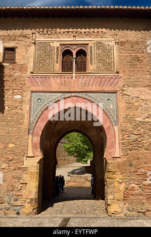 Ostseite des Wein-Tor oder Puerta del Vino in Alhambra Palast Granada Spanien Stockfoto