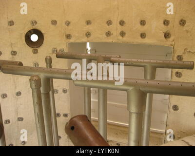 Gaskocher im Fackel System des geschlossenen Typs aussehen. Ein Asbestine in einer Fackel abdeckt. Stockfoto