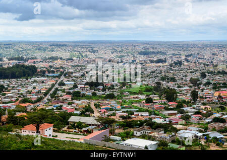 Luftaufnahme der Stadt Lubango, Angola Stockfoto