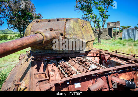 Verlassene rostigen Tank in Angola, nach dem Bürgerkrieg Stockfoto