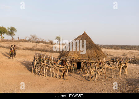 Hamer Gehöft, Turmi, South Omo Valley, Äthiopien Stockfoto