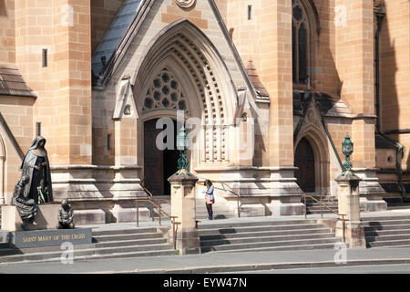 Str. Marys Kathedrale in Sydney wurde 1868 erbaut, ist die Kathedrale des römisch-katholischen Erzdiözese von Sydney, Australien Stockfoto