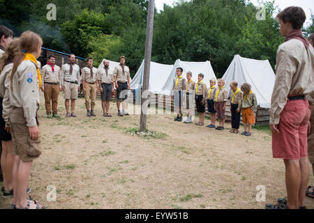 Jungen Pfadfinder Zeltplatz, Sommerlager, Zelte, camping Schruppen, Abenteuer, Kinder, Pfadfinderbewegung, Scouting Stockfoto