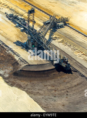 Schaufelrad Bagger, Braunkohle Bergbau, Garzweiler, in der Nähe von Jüchen, Erkelenz, Nordrhein-Westfalen, Deutschland Stockfoto