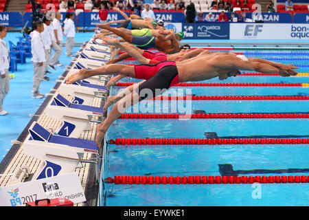 Kazan, Russland. 4. August 2015. Allgemeine Anzeigen Schwimmen: 16. FINA Weltmeisterschaften Kazan 2015 Herren 50m Brustschwimmen Hitze in Kasan Arena in Kazan, Russland. Bildnachweis: Yohei Osada/AFLO SPORT/Alamy Live-Nachrichten Stockfoto