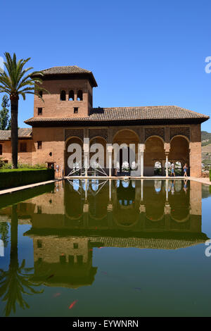 Palacio del Portico (Partal) innerhalb der Schlossanlage der Alhambra in Granada, Andalusien, Spanien Stockfoto