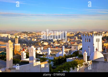 Blick über Kasbah zu Tanger, Tanger, Marokko, Nordafrika, Afrika Stockfoto