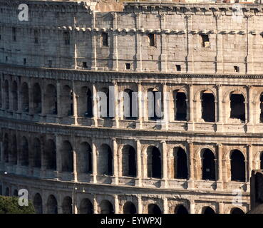 Detail des Colloseum, UNESCO-Weltkulturerbe, Rom, Lazio, Italien, Europa Stockfoto