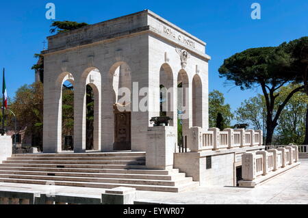 Denkmal für italienischen Patrioten, die während der Unabhängigkeitskriege gestorben Janiculum Area, Trastevere, Rom, Latium, Italien Stockfoto