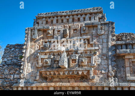 Regengott Chac Maske, The Palace, Xlapak, Maya-Ausgrabungsstätte, Yucatan, Mexiko, Nordamerika Stockfoto