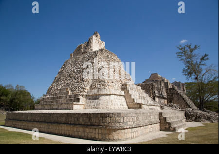 Dzibilnocac (bemalte Gewölbe) Tempel, Dzibilnocac, archäologische Maya-Ruinen, Chenes Stil, Campeche, Mexiko, Nordamerika Stockfoto