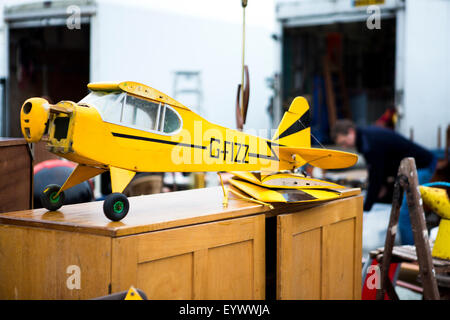 Sunbury Antiquitätenmarkt, einem Oldtimer-Messe in London. Stockfoto