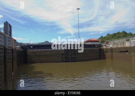 Eingabe der Marmet Schleusen auf dem Kanawha River. Stockfoto