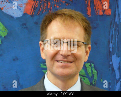 HANDOUT - zeigt dieses undatierte Handout ausgewiesenen deutschen Bundesregierung Attorney General Peter Frank. Foto: Bayerische Staat Ministerium von Gerechtigkeit/Dpa (Achtung Redaktion - nur zur redaktionellen Nutzung im Zusammenhang mit der aktuellen Berichterstattung. OBLIGATORISCHE CREDIT: "Bayerische Staat Ministerium von Gerechtigkeit/Dpa") (beste Qualität) Stockfoto