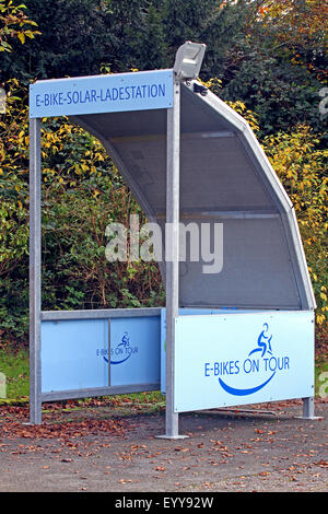 Ladestation für e-Bikes, Deutschland Stockfoto