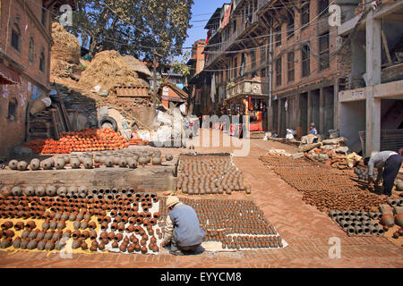 Keramik-Platz in der alten Stadt, Nepal, Kathmandu, Bhaktapur Stockfoto