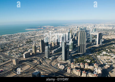 Luftaufnahme des Stadtbildes, Dubai, Vereinigte Arabische Emirate Stockfoto