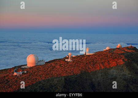 Observatorium Roque de Los Muchachos am Abend Licht, Kanarische Inseln, La Palma Stockfoto