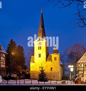 Dorfkirche des historischen Dorfes Wengern, Deutschland, Nordrhein-Westfalen, Ruhrgebiet, Wetter/Ruhr Stockfoto