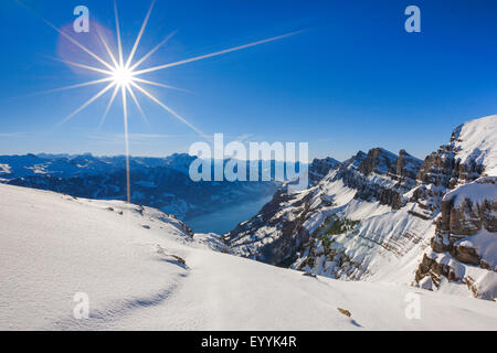 Churfirsten mit See Wallensee, Blick vom Chaeserrugg, Schweiz Stockfoto