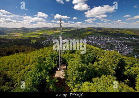 Blick vom Kueppel Turm auf Freienohl, Deutschland, Nordrhein-Westfalen, Sauerland, Meschede Stockfoto