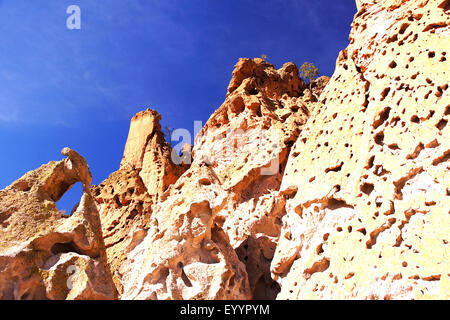 Sandsteinformation im Kasha-Katuwe Zelt Rocks National Monument, USA, New Mexico, Kasha-Katuwe Zelt Rocks National Monument Stockfoto