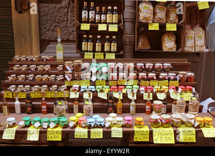 Lebensmittelgeschäft, La Vucciria Markt, PALERMO, Sizilien, Italien Stockfoto