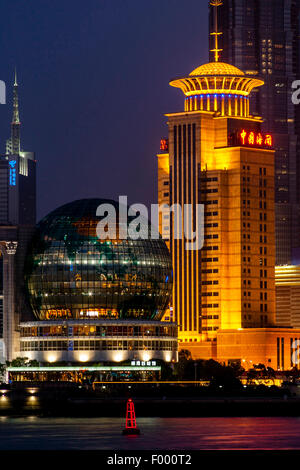 Stadtteil Pudong vom Bund, Shanghai, China Stockfoto