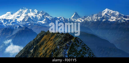 Blick zum Weisshorn Gruppe, Matterhorn und Monte Rosa im Hintergrund, Schweiz, Wallis, Oberwallis, Mischabelgruppe Stockfoto