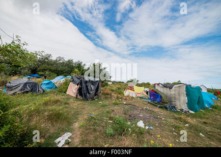 Calais Migranten Camp immer jeden Tag größer Stockfoto