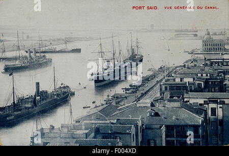 Port Said, Ägypten - 1900 s - eine Postkarte von der Suez-Kanal-Stadt an der Mündung des Suez-Kanals am Mittelmeer, ein Blick auf den Hafen.   COPYRIGHT FOTOSAMMLUNG VON BARRY IVERSON Stockfoto