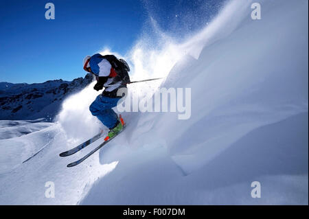 Freeskiing in den französischen Alpen, Savoie, Frankreich, Tignes Stockfoto