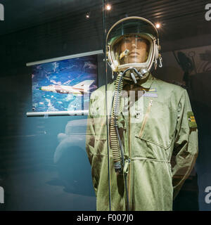 HELSINKI, Finnland - 28. Juli 2014: Die Ausstellung in der militärischen Museen Manege auf Festung Insel von Suomenlinna Stockfoto