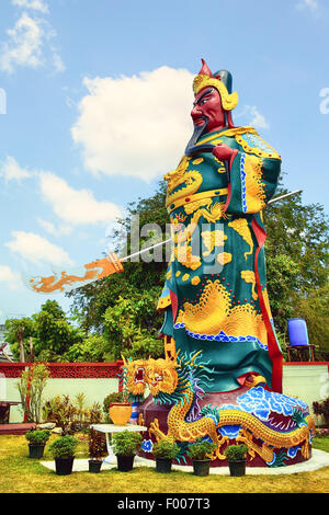 Krieger-Statue in Hainan chinesischen Tempel, Koh Samui, Thailand Stockfoto