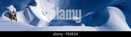 Freeskiing in den Alpen, Frankreich, Savoyen, La Plagne Stockfoto