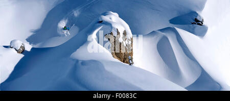Freeskiing in den Alpen, Frankreich, Savoyen, La Plagne Stockfoto