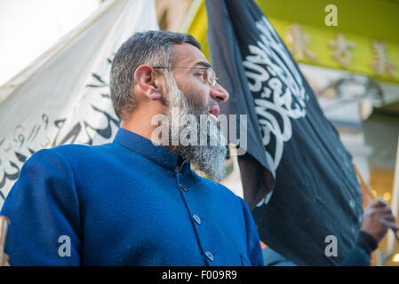 Islamischer Prediger Anjem Chaudry in London Stockfoto