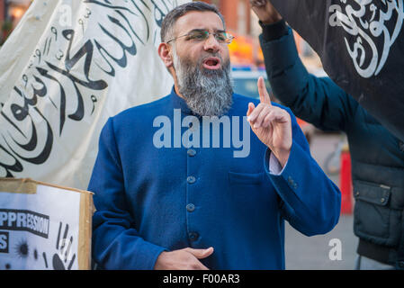 Islamischer Prediger Anjem Chaudry in London Stockfoto