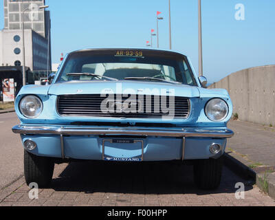 1966 Ford Mustang hellblau, pic1 Stockfoto