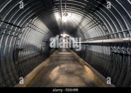 Kanada, Ontario, Carp, Diefenbunker, Kanadas Kalten Krieg Museum, Tunnel zu Bunker Stockfoto