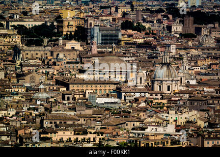 Rom-Skyline, darunter auch das Pantheon. Italien Stockfoto