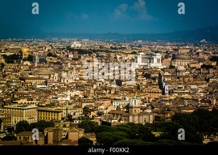 Rom-Skyline, einschließlich das Pantheon und das Monument von Vittorio Emanuele II. Italien Stockfoto