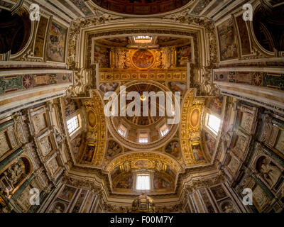 Gewölbte Decke der Sixtinischen Kapelle und Oratorium der Krippe. Die Basilika Santa Maria Maggiore. Rom, Italien. Stockfoto