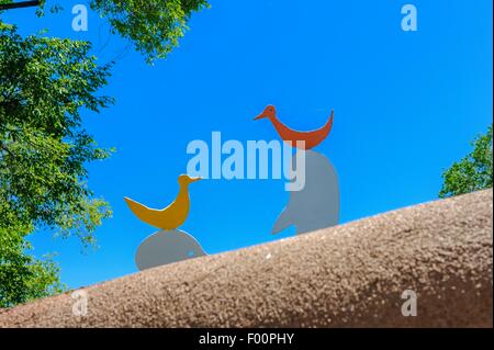 Skulpturengarten entlang Ledoux Street In Taos, New Mexico, USA Stockfoto