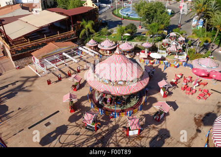 Luftaufnahme des Vergnügungsparks Tivoli World, Benalmadena, Costa del Sol, Andalusien, Spanien Stockfoto